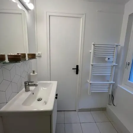 Le Petit Urbain Апартаменты Труа